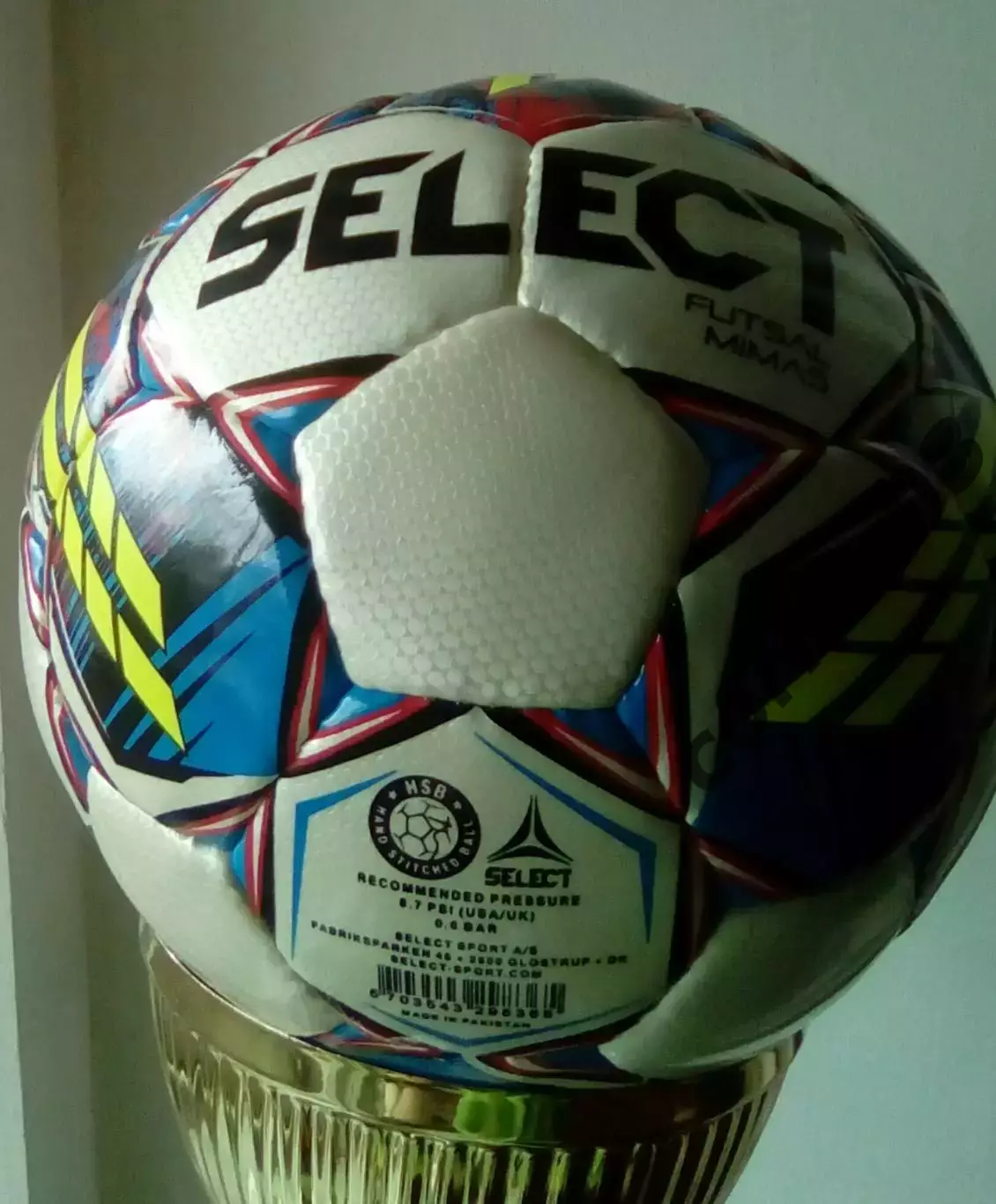 Мяч футзальный SELECT FUTSAL MIMAS, новый. Без скидок!!!