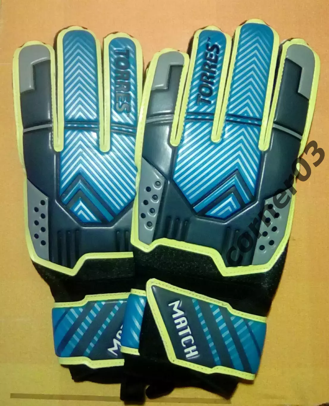 Вратарские перчатки Torres Match FG - 05216-11 2