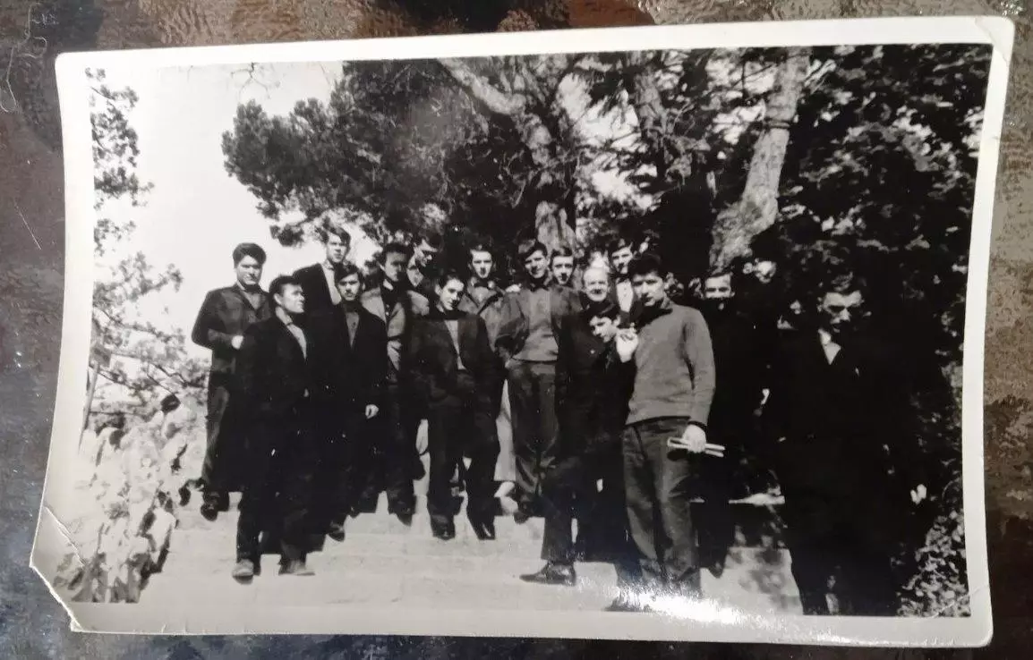 Шахтер Кадиевка 3