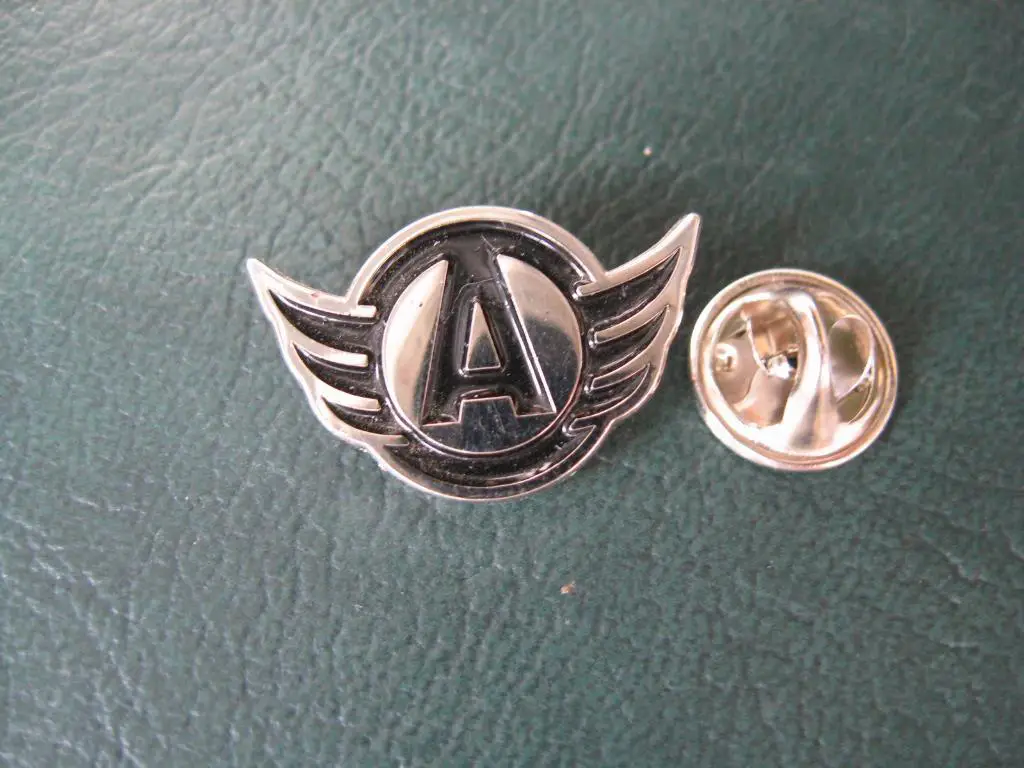 Значок ХК Автомобилист (Екатеринбург) Лого стальной. 2