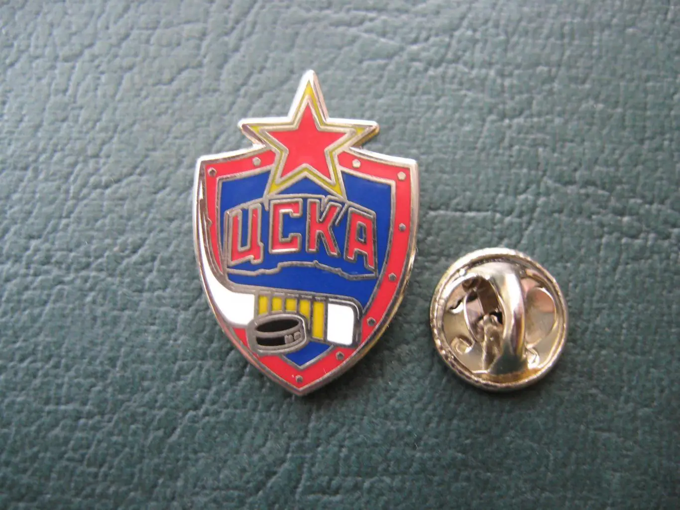 Значок ХК ЦСКА (Москва) Эмблема 2008 2