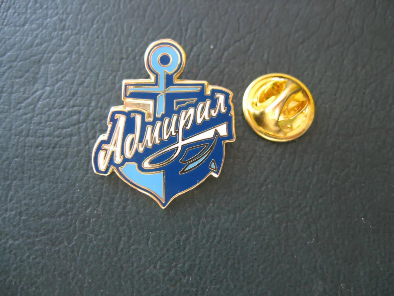 Значок ХК Адмирал Владивосток (Якорь)