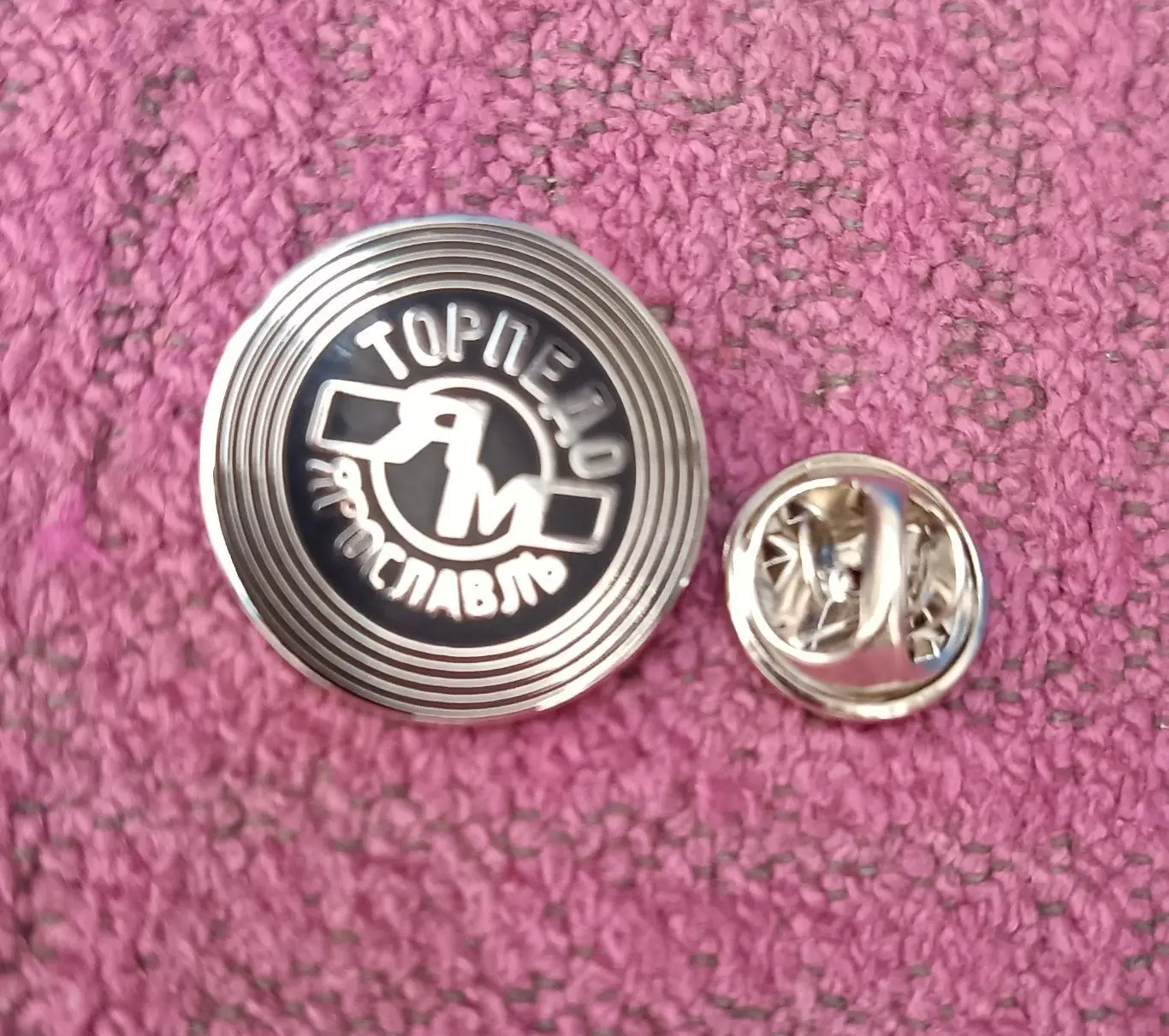 Значок ХК Торпедо Ярославль (чёрный) 3