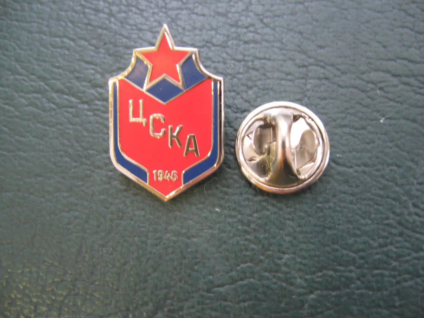 Значок ХК ЦСКА (Москва) Эмблема новая 3