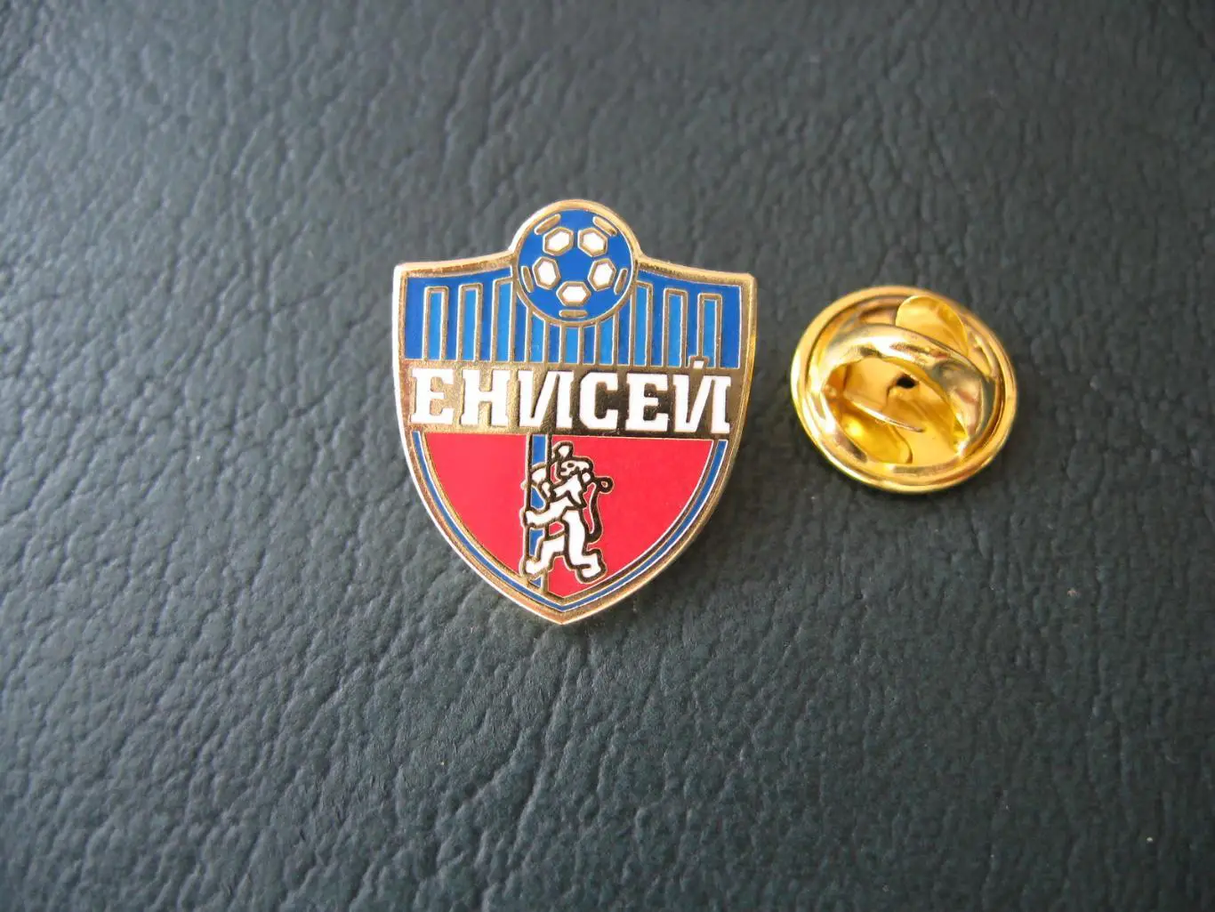 Значок ФК Енисей Красноярск (Логотип) 1