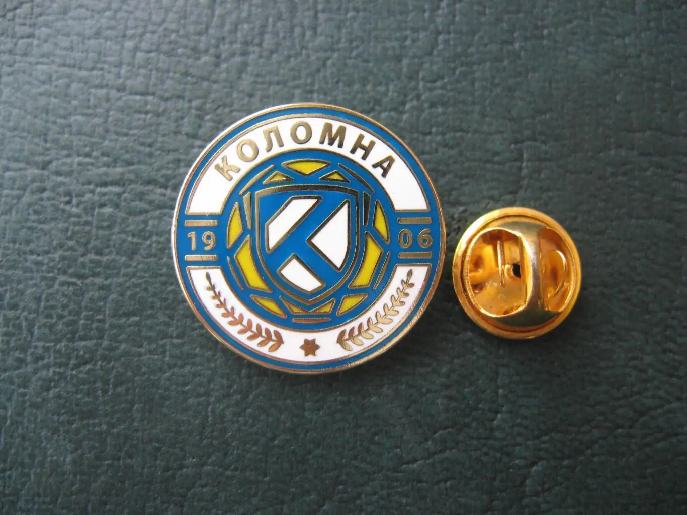 Значок ФК Коломна Московская область (Логотип)