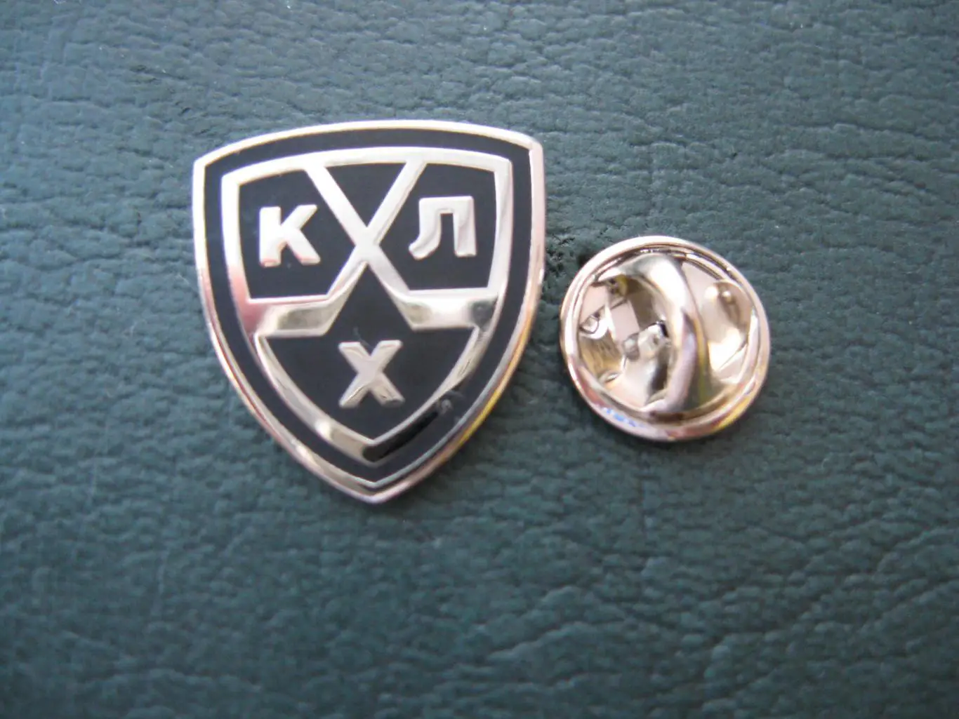 Значок КХЛ Эмблема Новая 1
