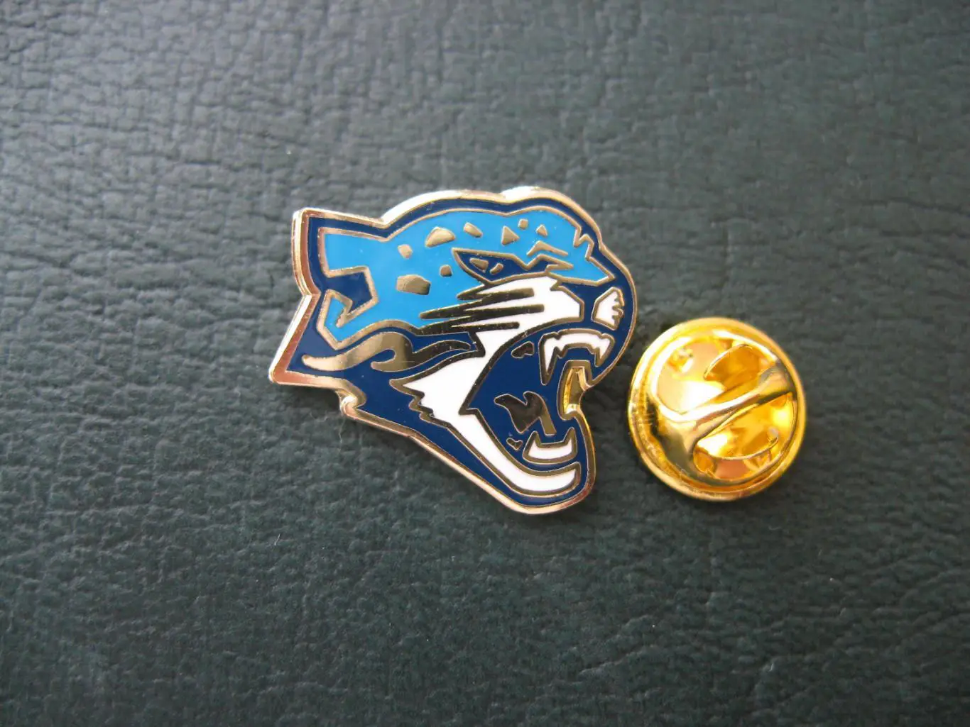 Значок ХК БАРЫС (Астана, Казахстан) Новая эмблема