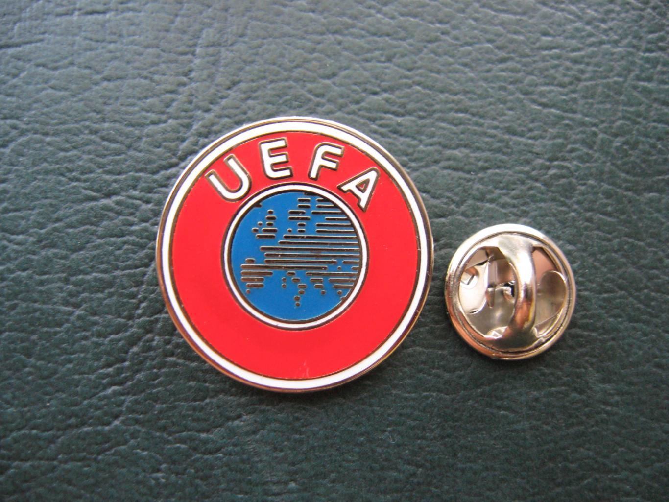 Значок УЕФА (Эмблема красная)