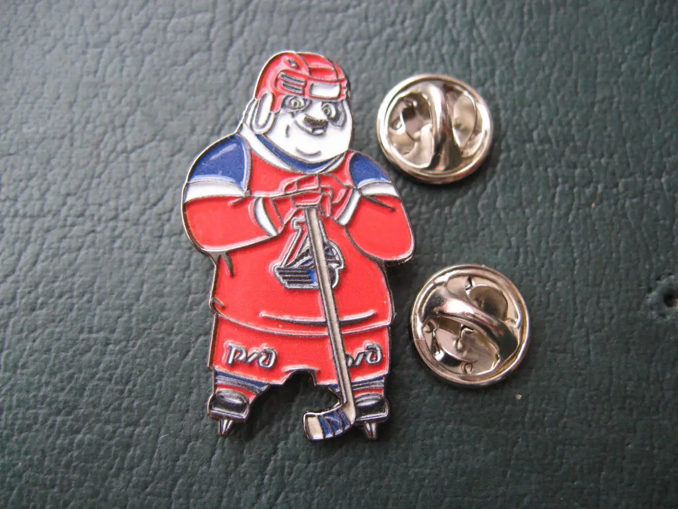 Значок ХК Локомотив ЯРОСЛАВЛЬ (Кунг-фу панда) 2