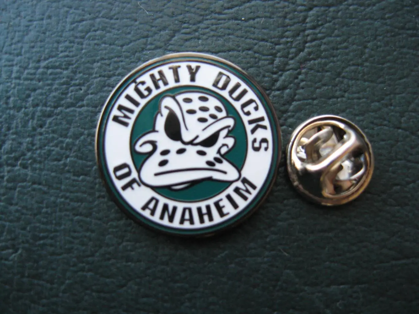 Значок ХК Анахайм Майти Дакс (Эмблема) 3