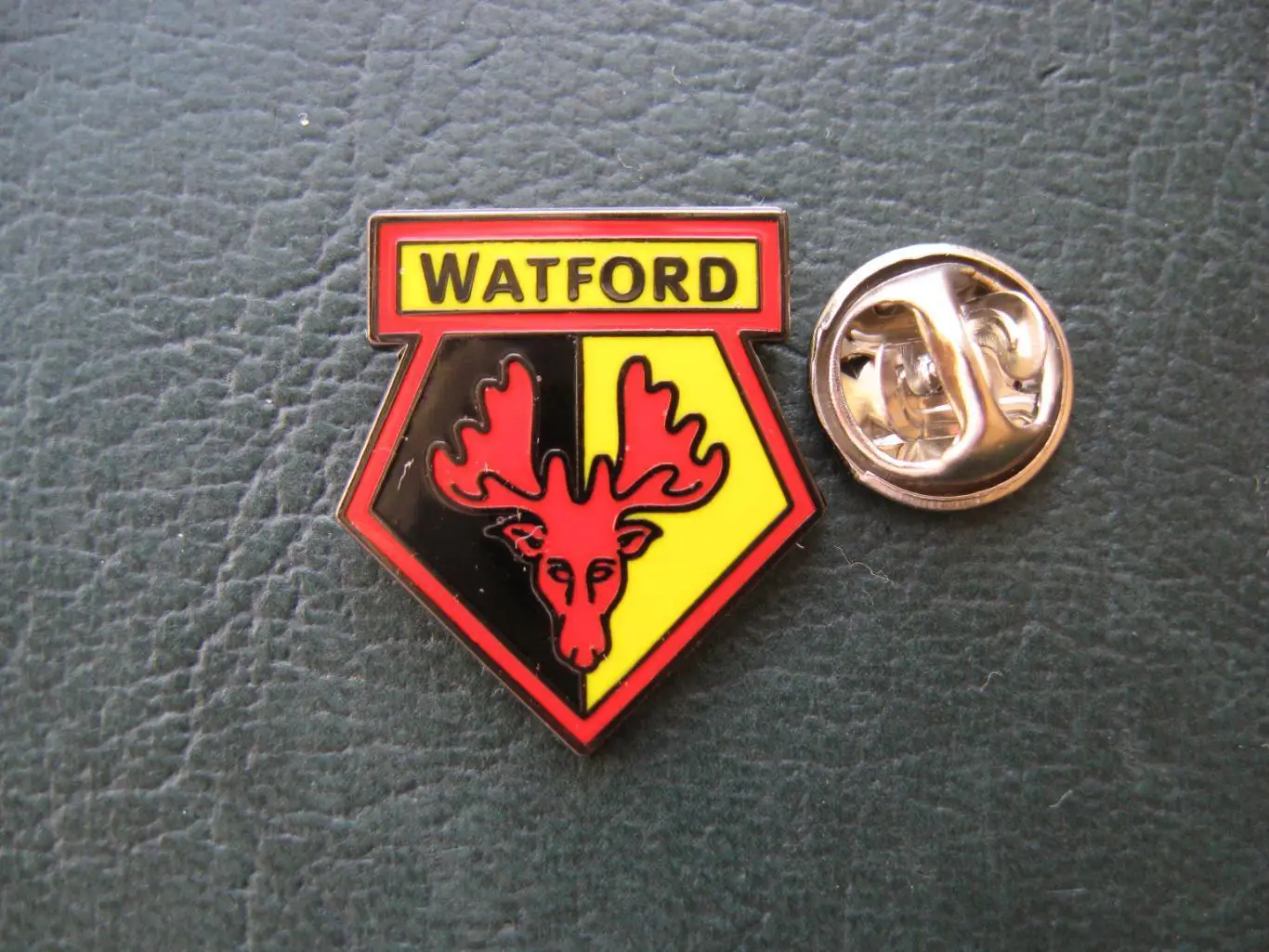 Значок ФК Уотфорд Уотфорд (Логотип)