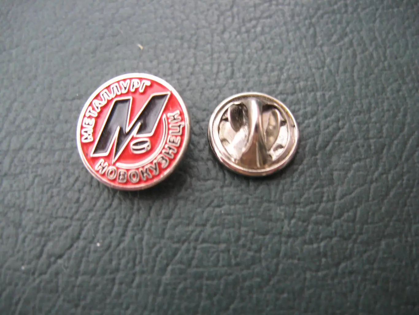 Значок ХК «Металлург» Новокузнецк (Официальный)