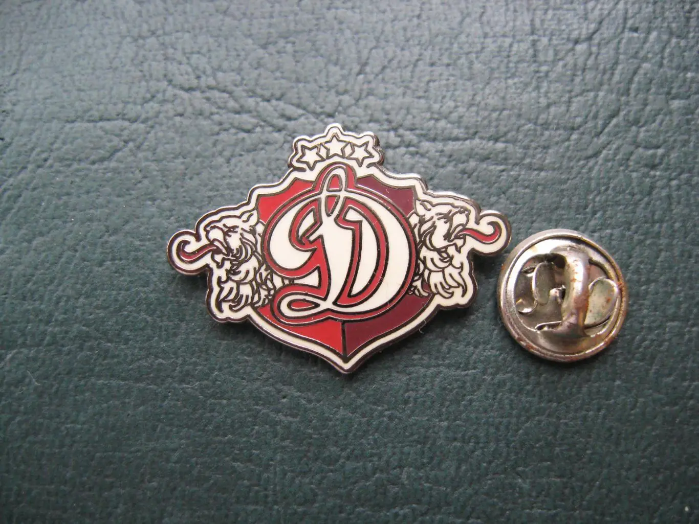 Значок ХК Динамо Рига (Официальный) 1