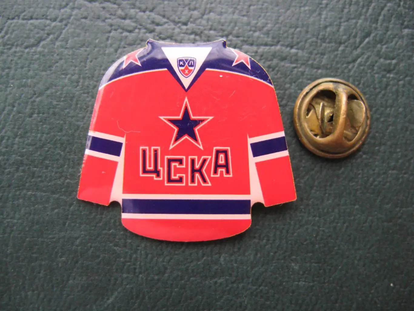 Значок ХК ЦСКА Москва (Джерси)