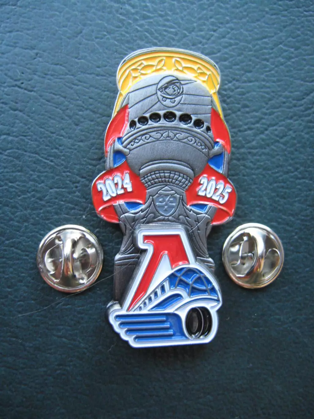 Значок ХК Локомотив (Ярославль) Кубок Гагарина 2024 - 2025 4