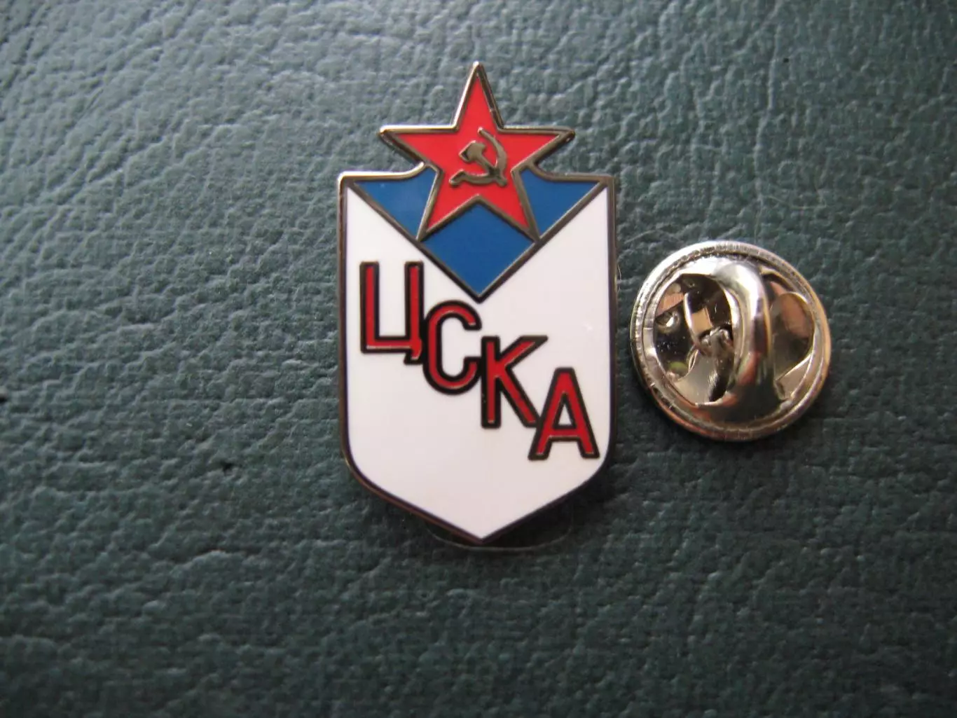 Значок ХК ЦСКА Москва (Эмблема рэтро белая) 2