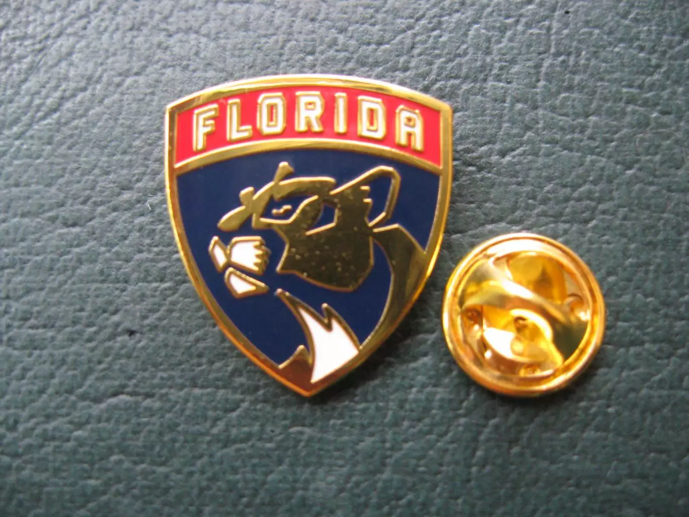 Значок ХК Флорида Пантерз (Эмблема щит) 3