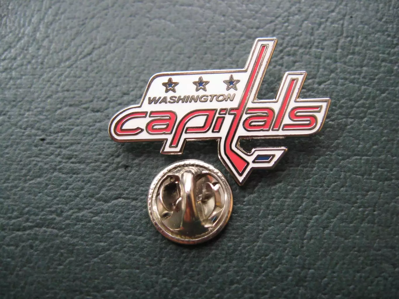 Значок ХК Вашингтон Кэпиталз (Эмблема красная) 2