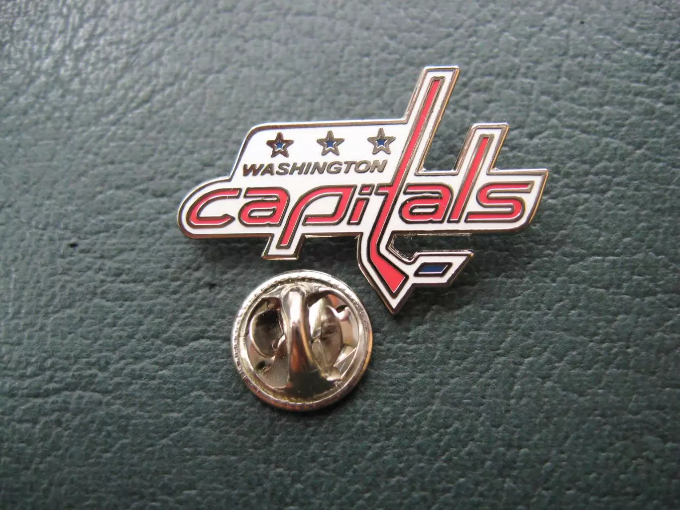 Значок ХК Вашингтон Кэпиталз (Эмблема красная)