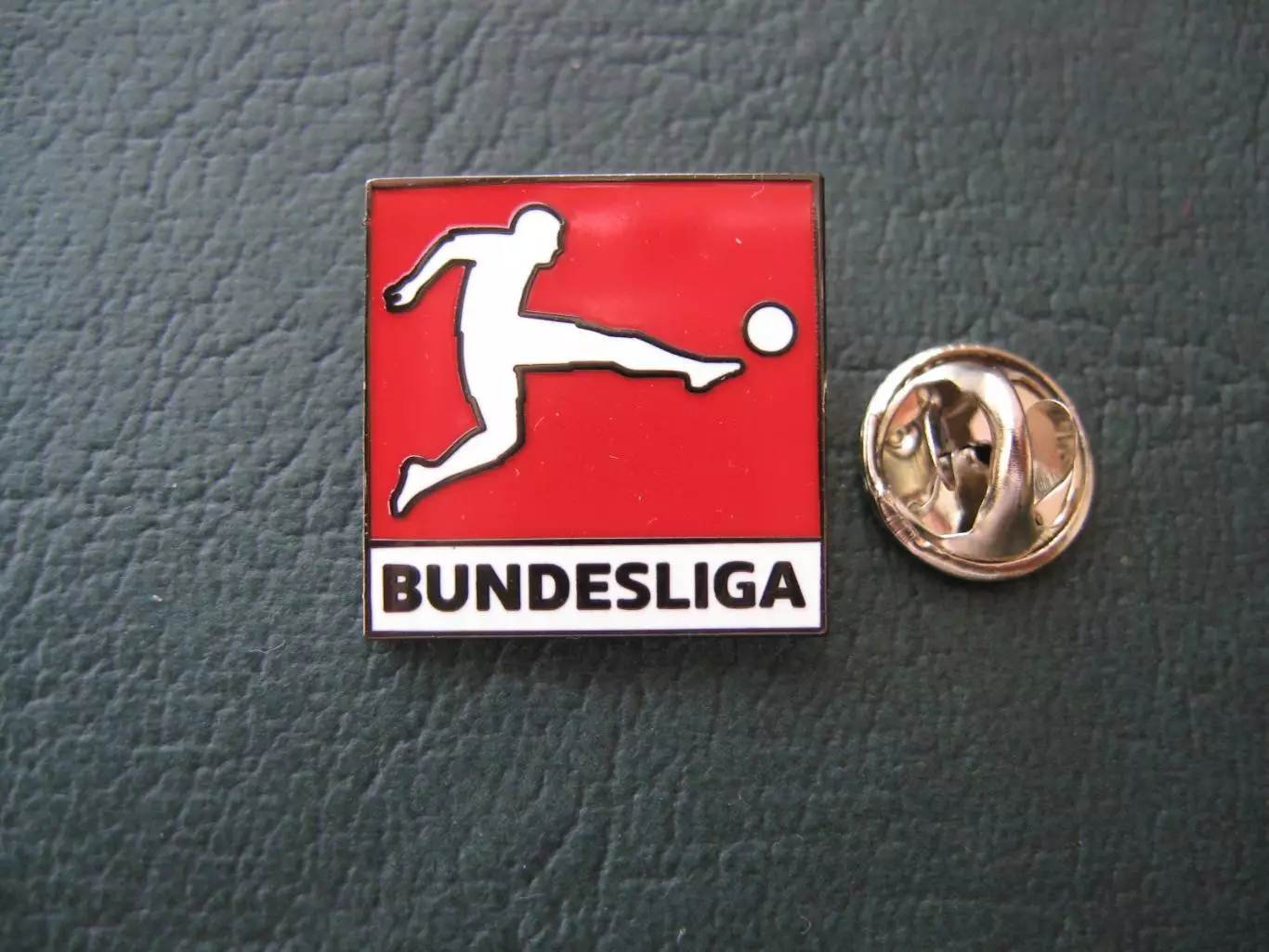 Значок Бундеслига (Германия) Эмблема
