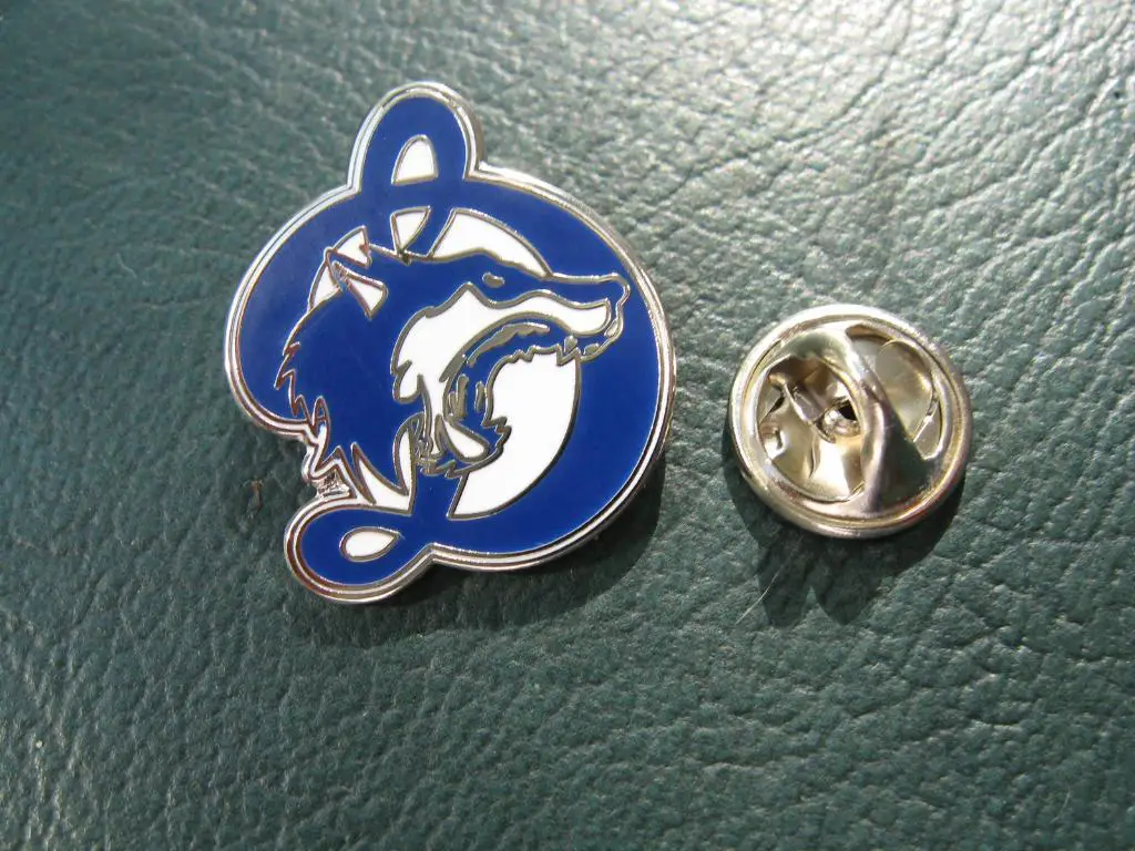 Значок ХК Динамо Москва (Логотип с волком)