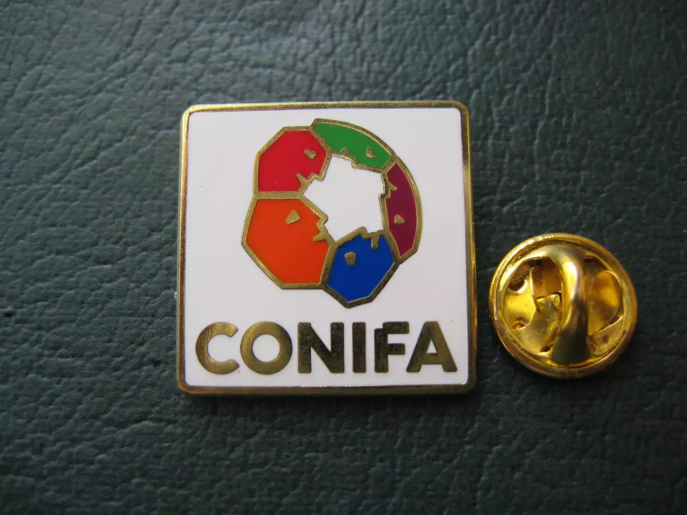 Значок Конфедерация Независимых Футбольных Ассоциаций (CONIFA)