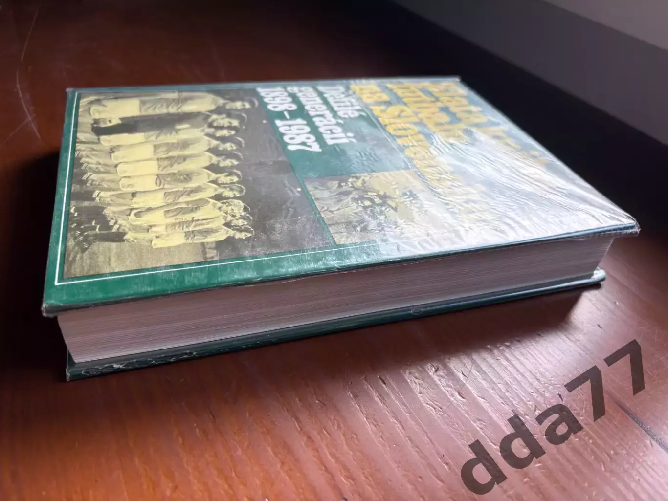 (К8) Золота книга футболу в Словаччині. Парад поколінь 1898-1987 2