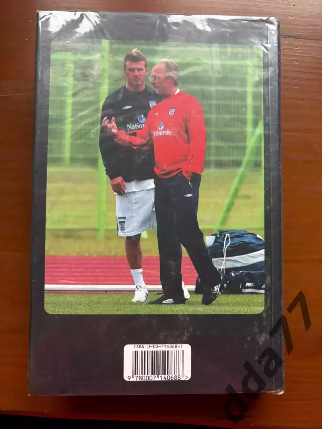 (К16) Книга Біографія Свена-Йорана Ерікссона «Sven-G?ran Eriksson» London, 2002 7