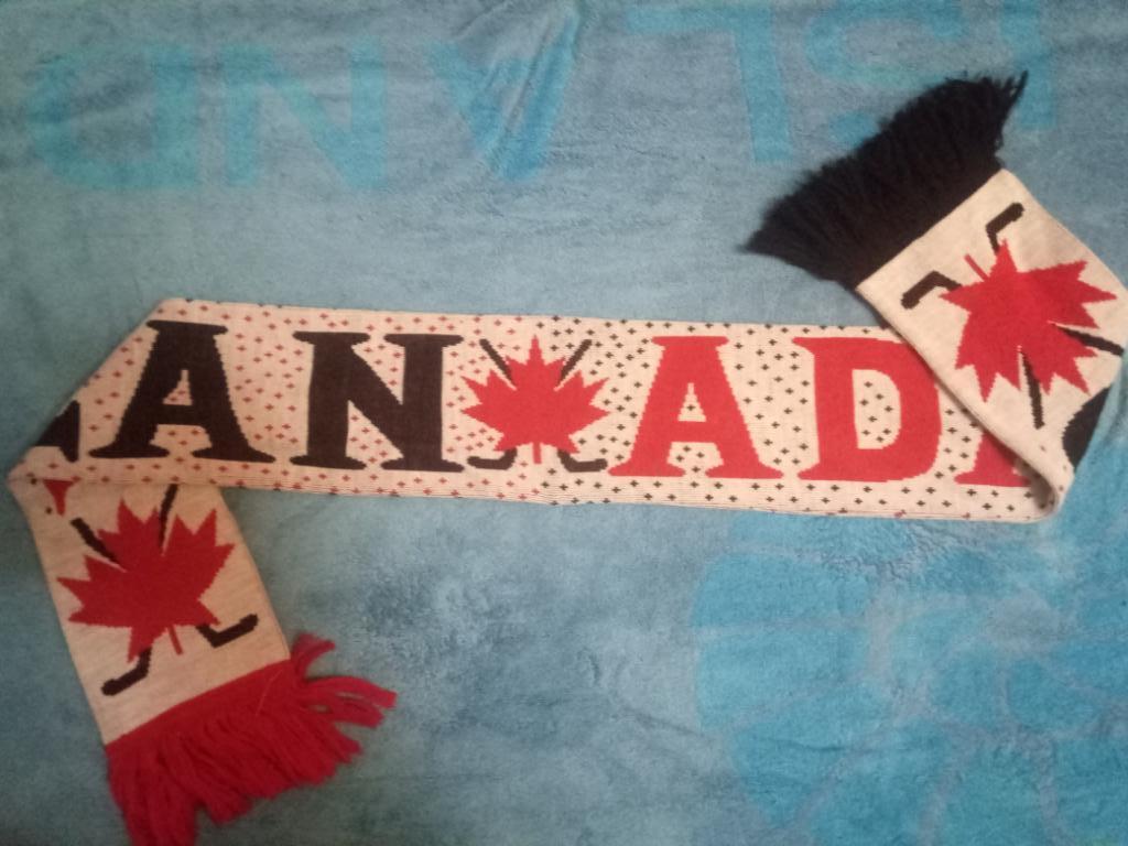 шарф Канада 1