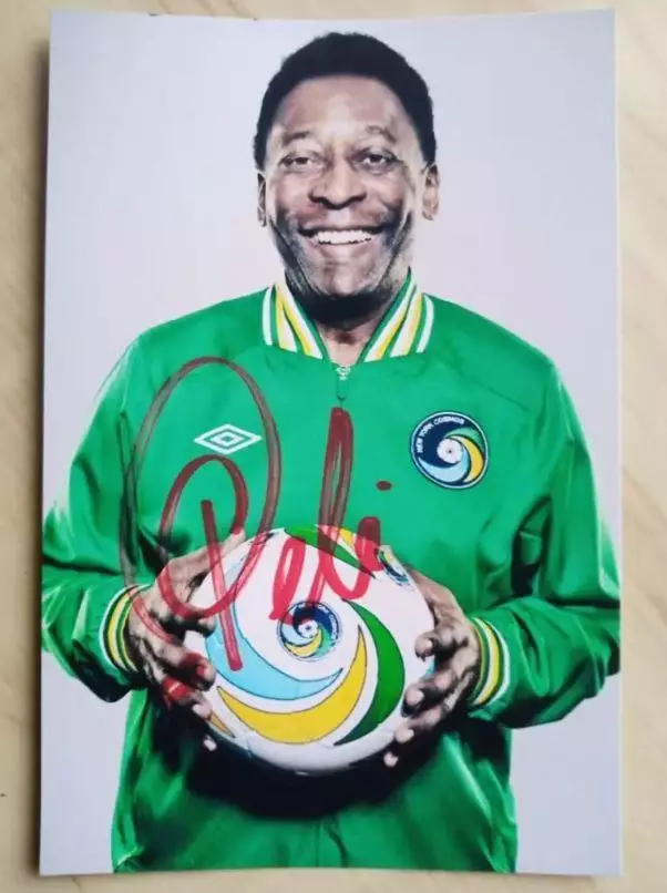 Оригинальный автограф Пеле (Сантос, Нью-Йорк Космос, сборная Бразилии) 1