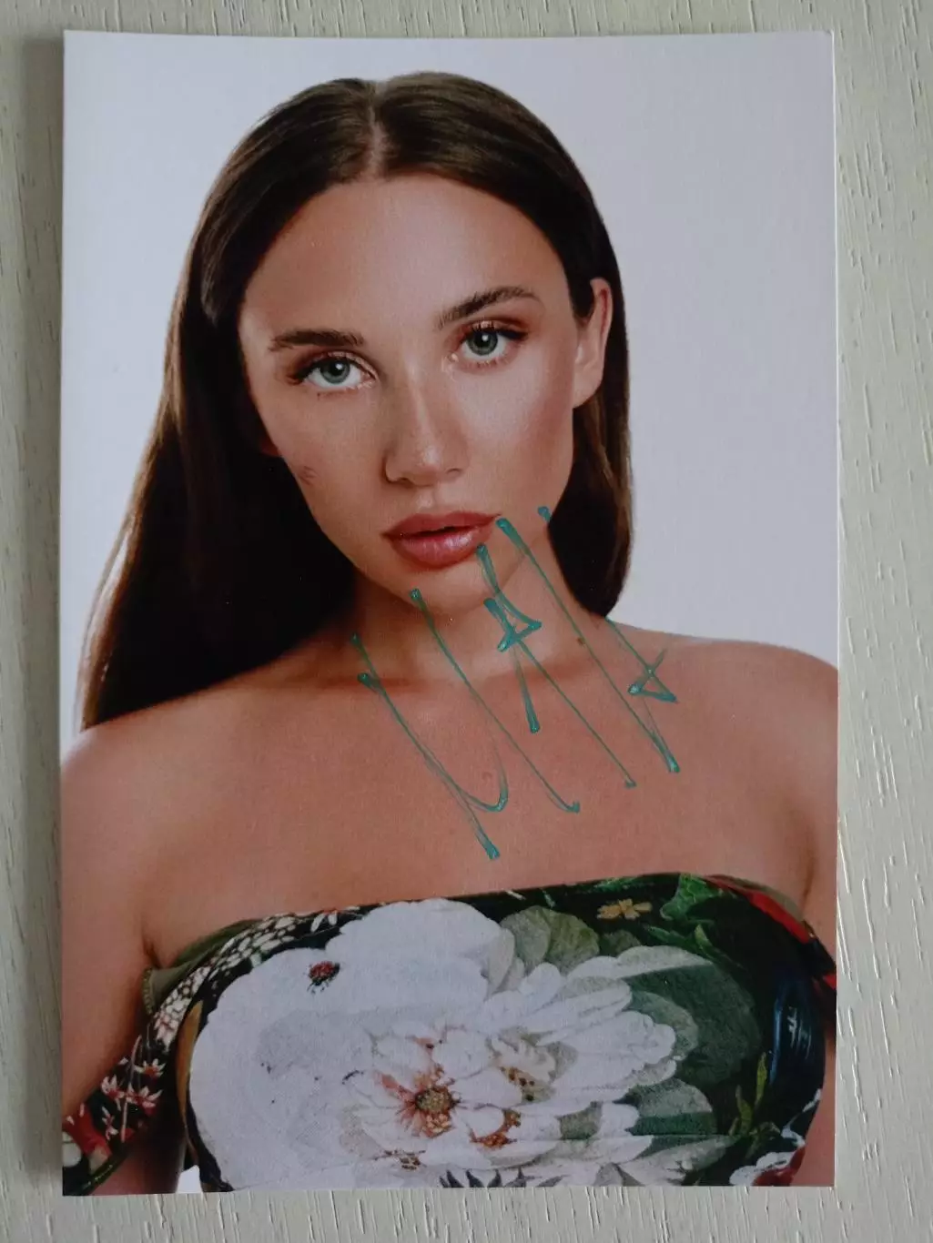 Автограф Миа Бойка (Mia Boyka) 4