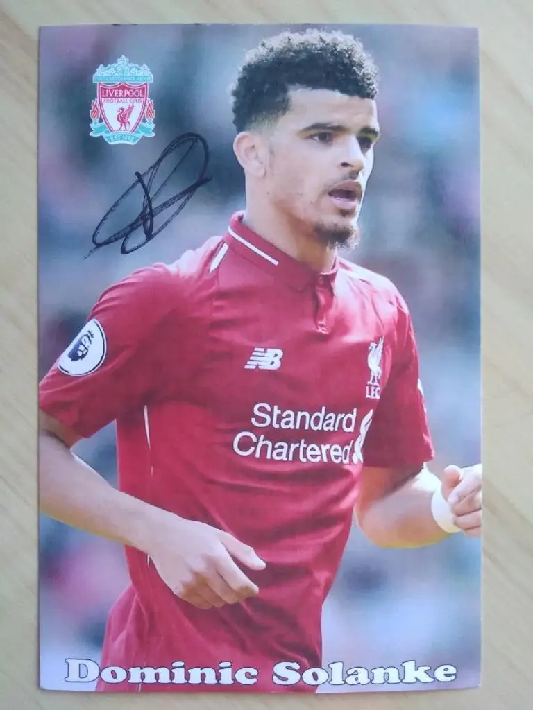 Автограф Доминик Соланке