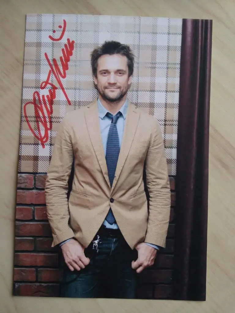 Автограф Дмитрия Миллера 3