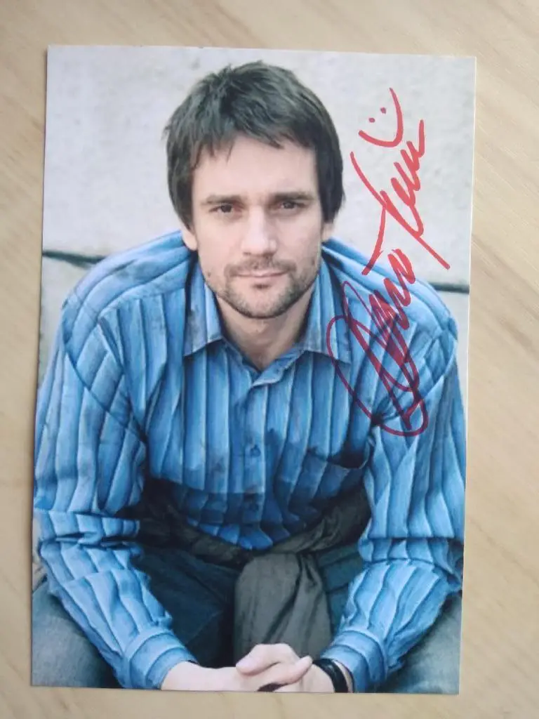 Автограф Дмитрия Миллера 4