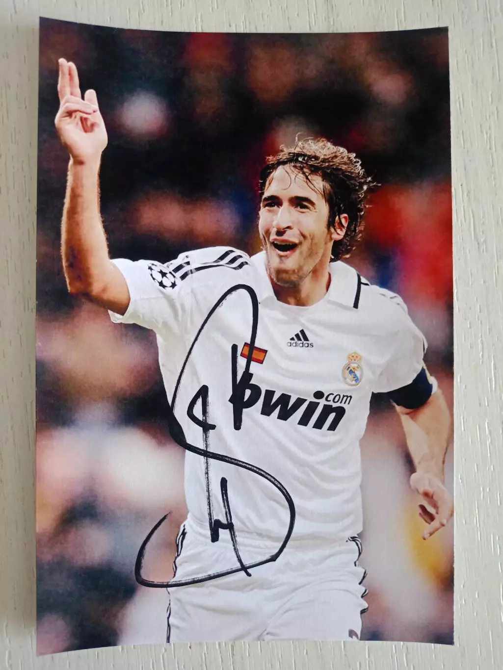 Автограф Рауль Гонсалес 1