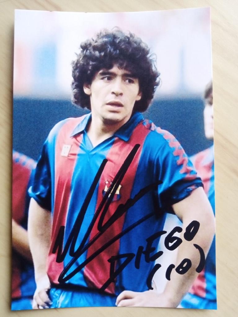 Оригинальный автограф Диего Марадона (Барселона, Наполи, сборная Аргентины) 1