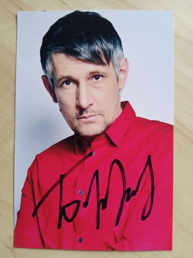 Автограф Дениса Бургазлиева
