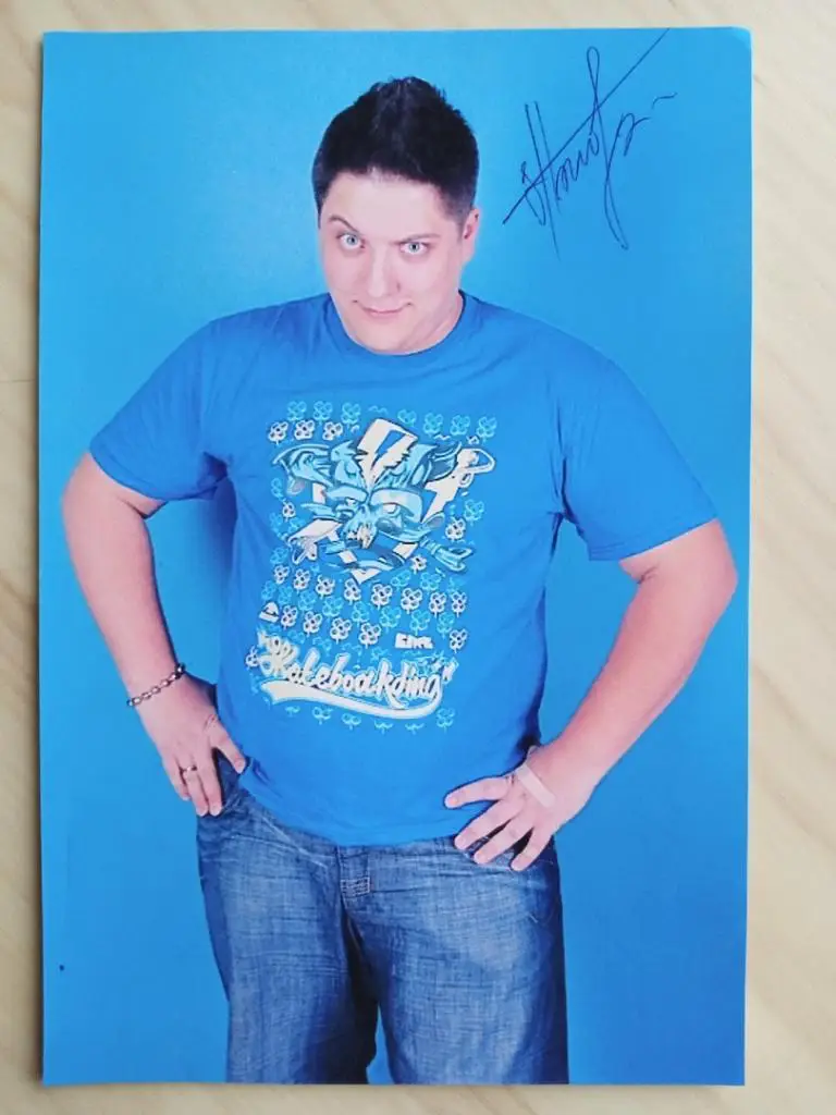 Автограф Романа Попова (Полицейский с Рублевки - Игорь Мухич) 5