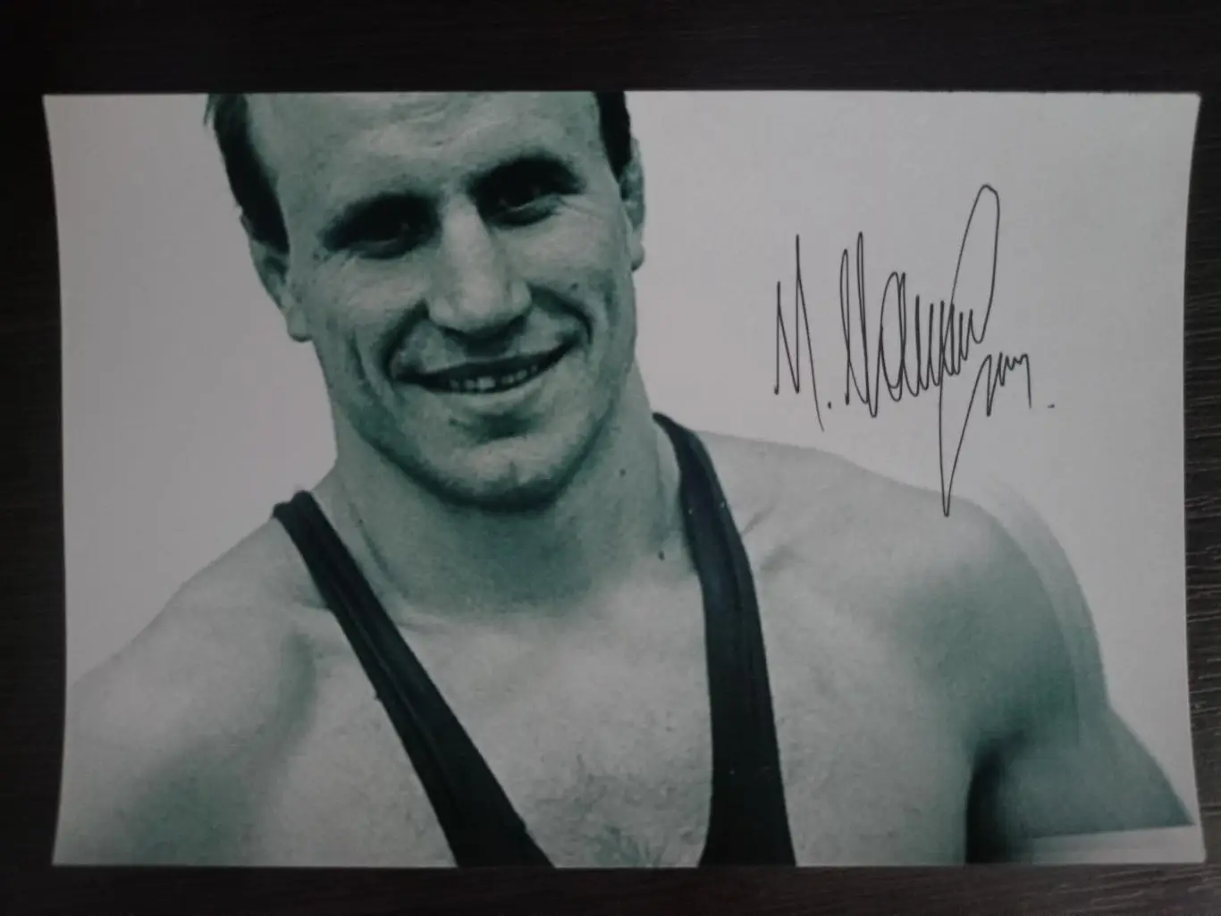 Автограф Михаила Мамиашвили (советский борец) с обеих сторон фотографии