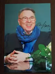 Автограф Вячеслава Зайцева на фотографии размером А4