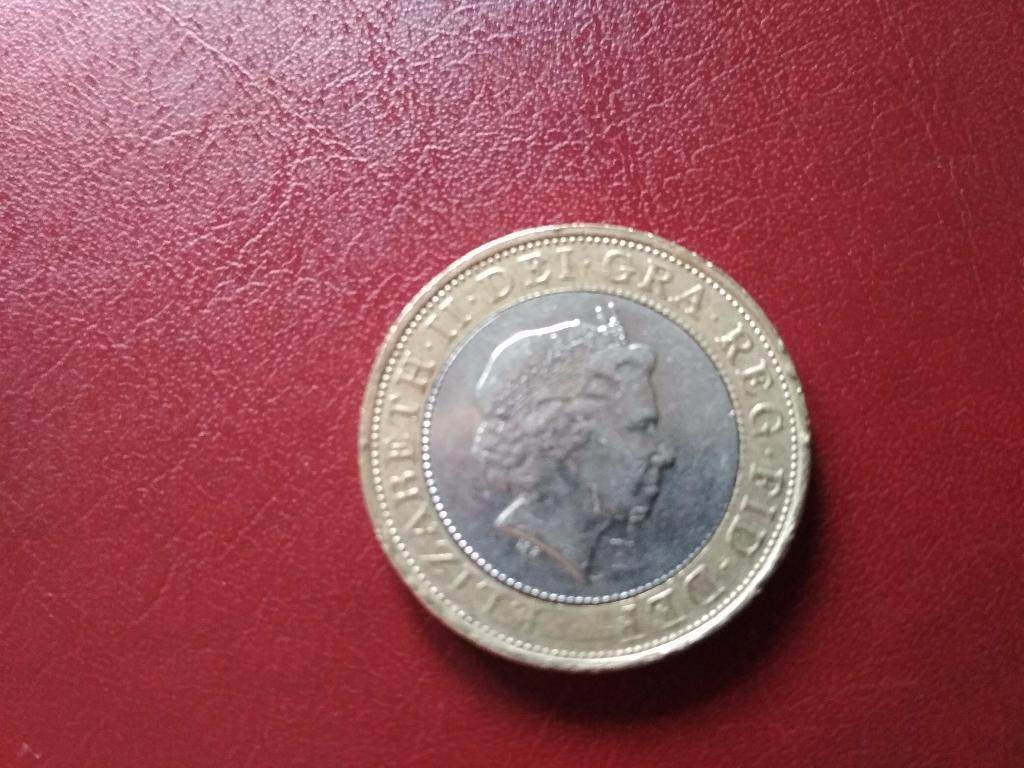 монета 2 фунта стерлингов Великобритании - 2008