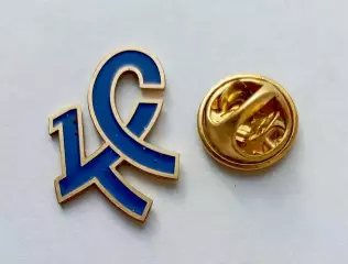 Футбол. Футбольный клуб. Знак. ФК КРЫЛЬЯ СОВЕТОВ, Самара - РОССИЯ.