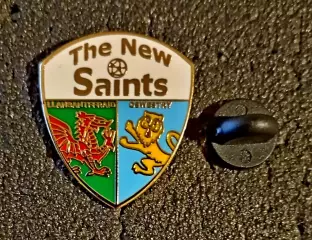 Футбол.Знак.Клубы мира. Нью-Сейнтс или ТНС (англ. The New Saints F.C.), УЭЛЬС.