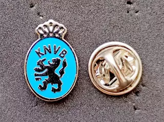 Знак Футбол Федерация - НИДЕРЛАНДЫ (старая эмблема).
