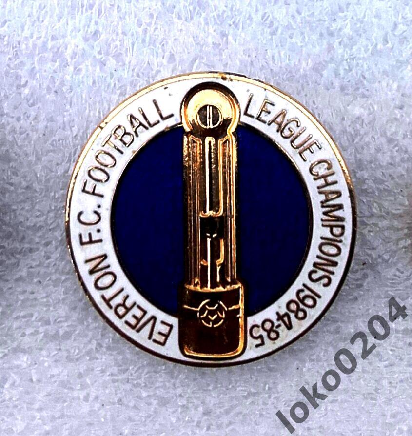 Ф.К. ЭВЕРТОН (Англия) - Чемпион Английской Лиги 1984-85 (старый знак).