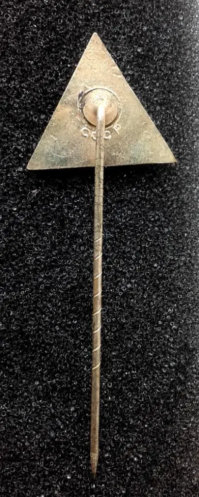 Знак ЛОКОМОТИВ Москва (клеймо СССР, на реверсе) . 1