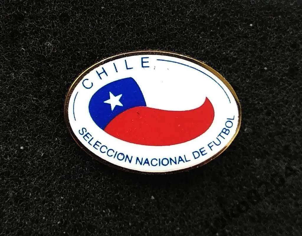 ЧИЛИ , Федерация Футбола .