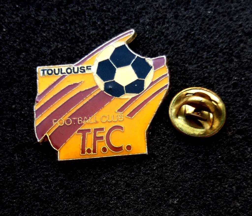 Знак - Ф.К. ТУЛУЗА - TOULOUSE F.C, Франция.