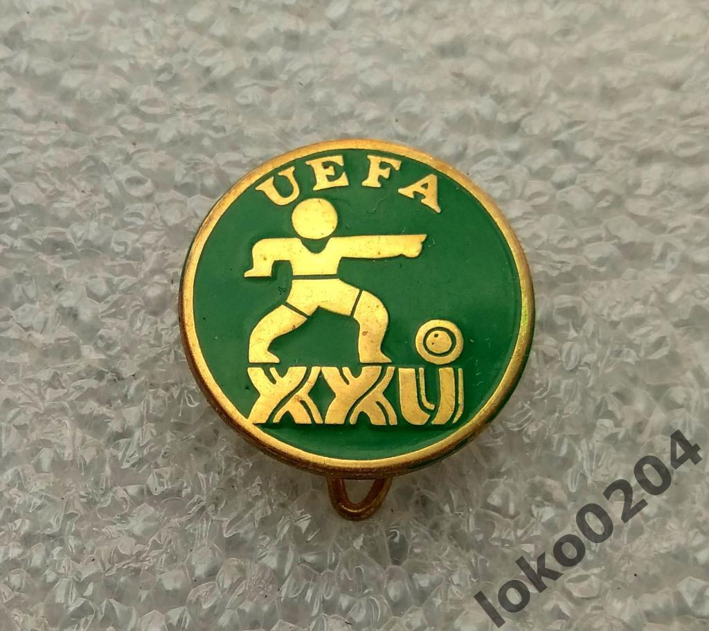 УЕФА - 25 лет (1954 - 1979). Редчайший знак.